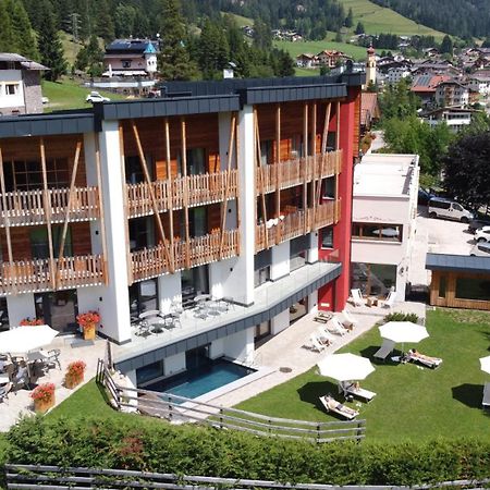 Hotel Miravalle Soraga Esterno foto